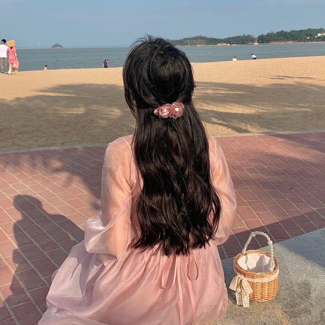 从精神病院出院后我举世无双